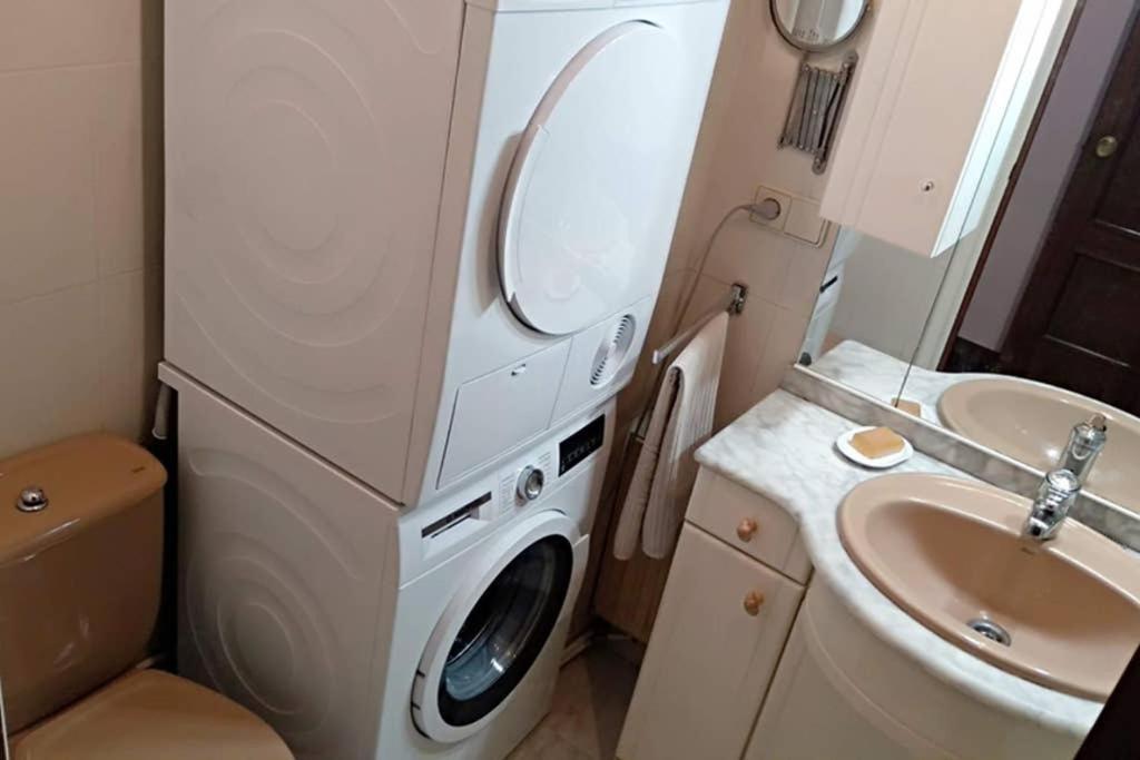 Vivienda 3 Dormitorios Zona Balaidos-Pza. America Vigo Eksteriør bilde