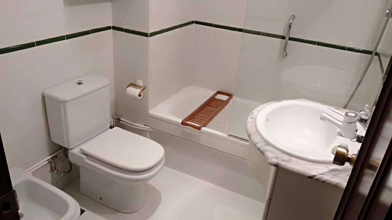 Vivienda 3 Dormitorios Zona Balaidos-Pza. America Vigo Eksteriør bilde